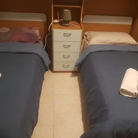 Alma House Apartman Porto Torres Kültér fotó