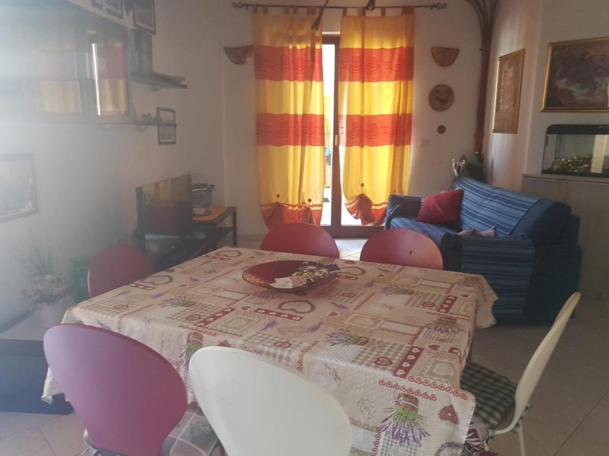 Alma House Apartman Porto Torres Kültér fotó