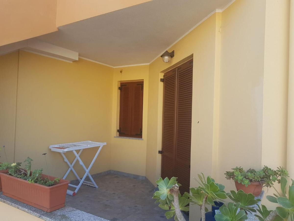 Alma House Apartman Porto Torres Kültér fotó
