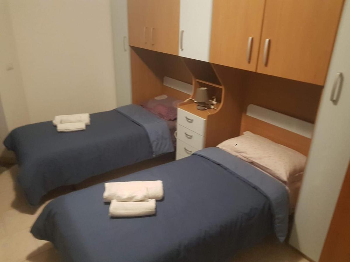 Alma House Apartman Porto Torres Kültér fotó