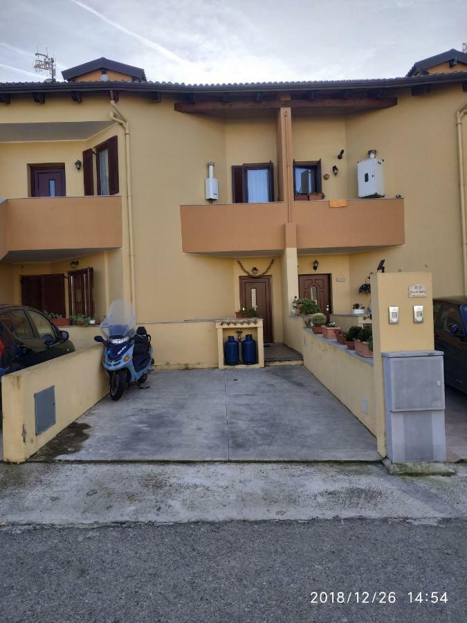 Alma House Apartman Porto Torres Kültér fotó