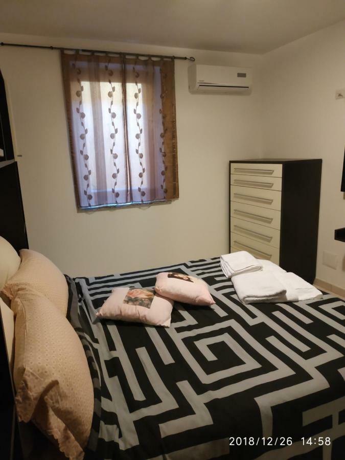Alma House Apartman Porto Torres Kültér fotó