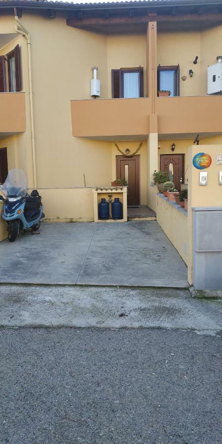 Alma House Apartman Porto Torres Kültér fotó