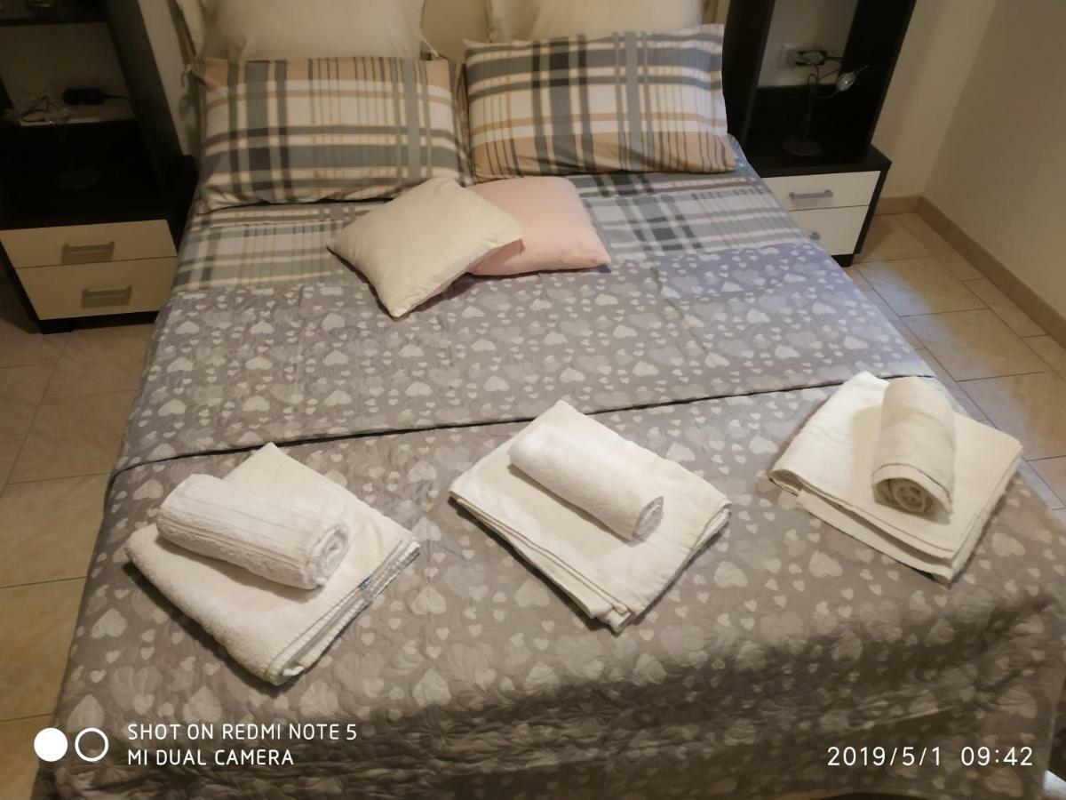 Alma House Apartman Porto Torres Kültér fotó