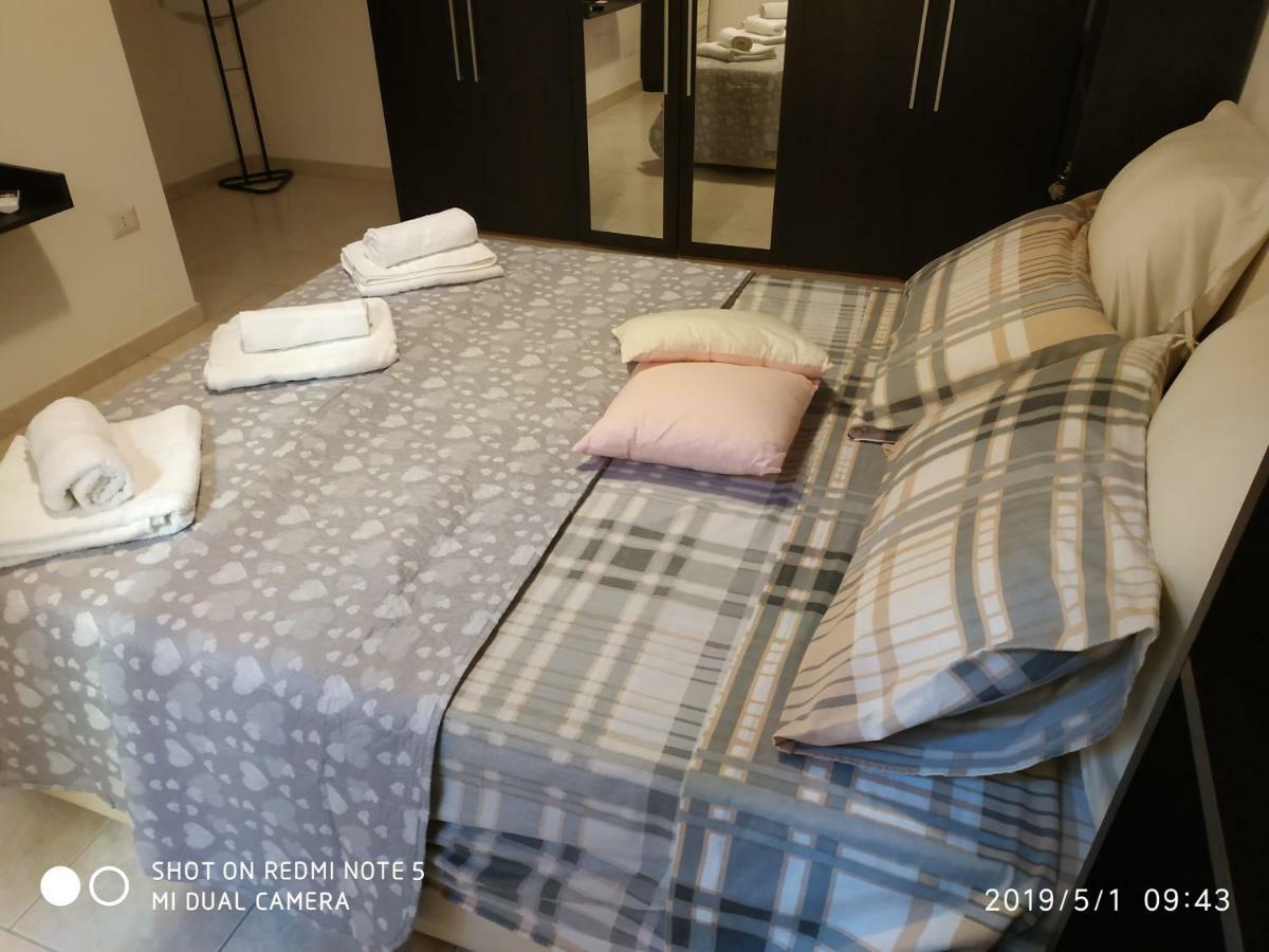 Alma House Apartman Porto Torres Kültér fotó